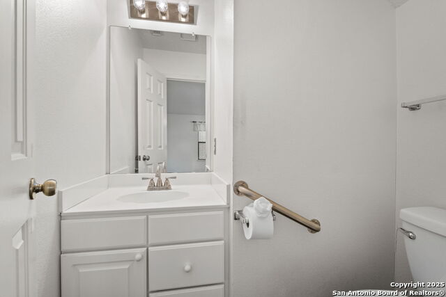 Image 15 of 28 For 6919 Congressional Blvd