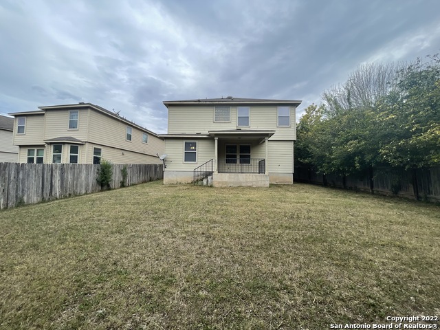 Listing photo id 11 for 9411 Rainbow Crk