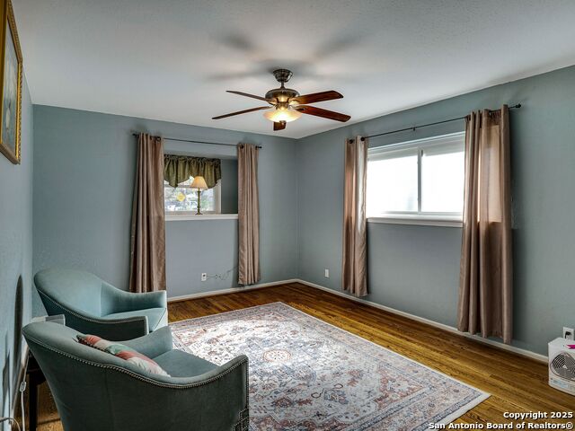 Image 25 of 37 For 602 Patricia Dr