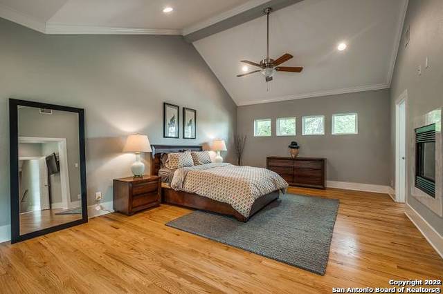 Image 25 of 40 For 222 Post Ave