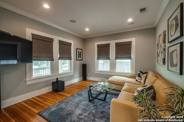 Image 8 of 40 For 222 Post Ave