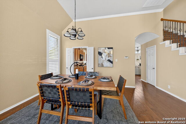 Image 21 of 46 For 8603 Artesia Gap