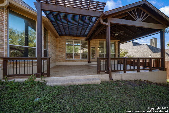 Image 38 of 46 For 8603 Artesia Gap