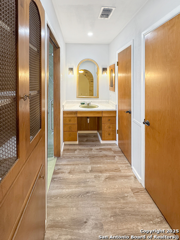 Image 10 of 22 For 10806 Mount Tipton