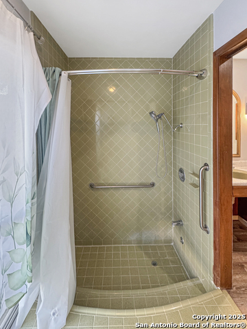 Image 21 of 22 For 10806 Mount Tipton