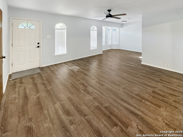 Image 4 of 22 For 10806 Mount Tipton