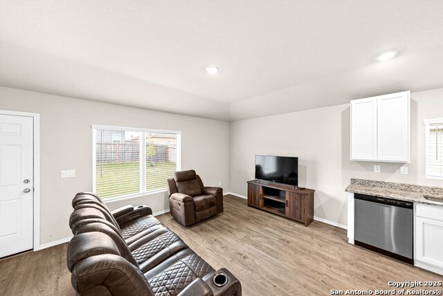 Image 6 of 26 For 19911 Wyatt Earp