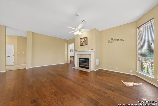 Image 6 of 32 For 19527 Mill Oak