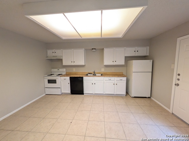 Image 4 of 14 For 330 Byrd W 2