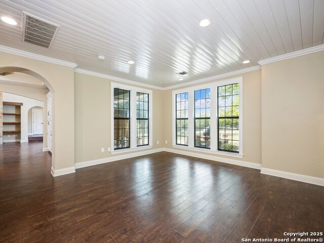 Image 18 of 55 For 382 Upland Ct