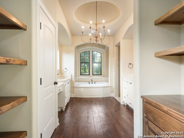 Image 24 of 55 For 382 Upland Ct