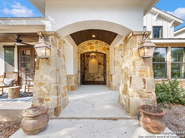 Image 3 of 55 For 382 Upland Ct