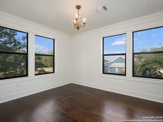 Image 38 of 55 For 382 Upland Ct