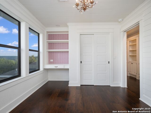 Image 39 of 55 For 382 Upland Ct