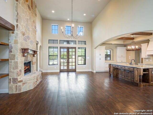 Image 6 of 55 For 382 Upland Ct