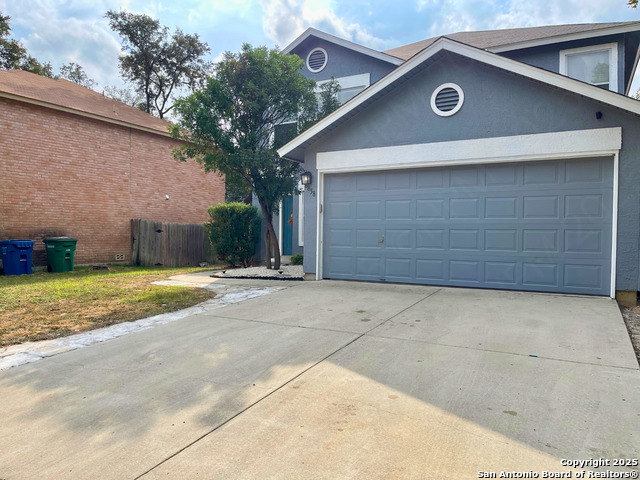 Image 2 of 14 For 8858 Roquefort