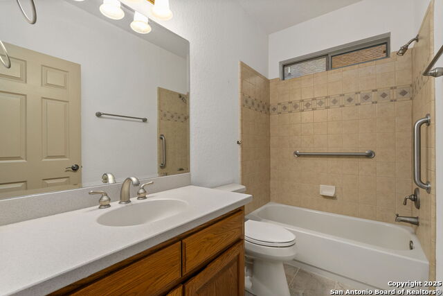 Image 28 of 37 For 146 Roseheart