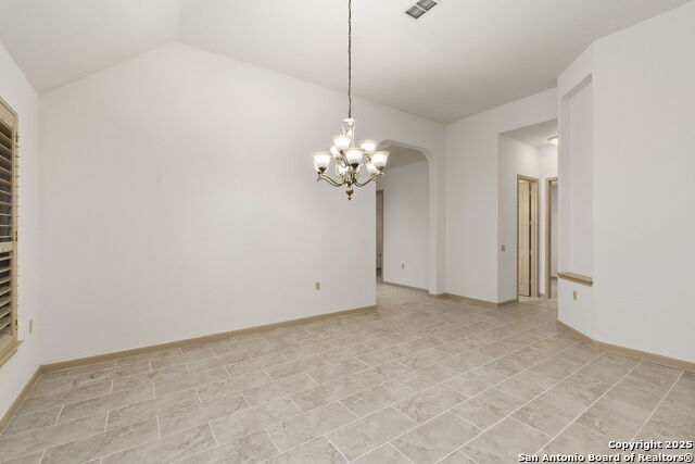 Image 7 of 37 For 146 Roseheart