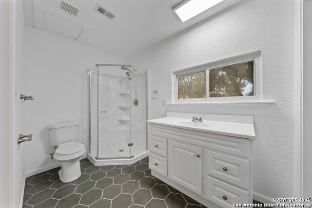 Image 10 of 50 For 143 Park