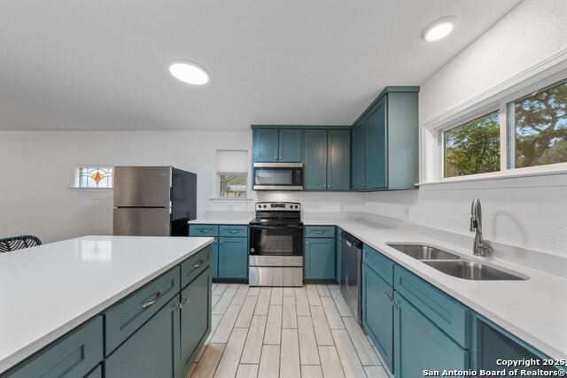 Image 15 of 50 For 143 Park