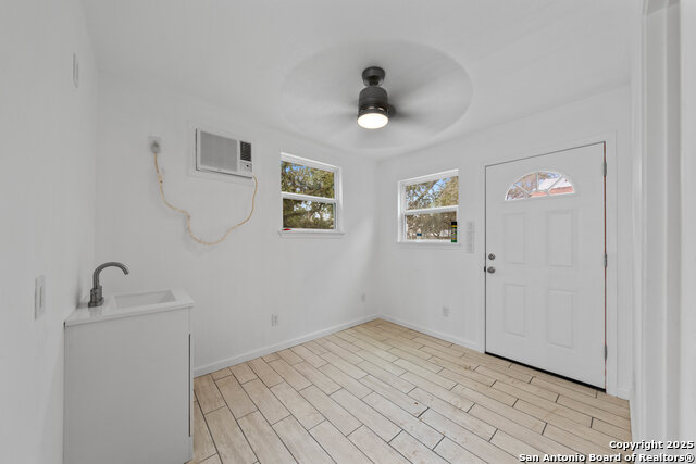 Image 24 of 50 For 143 Park