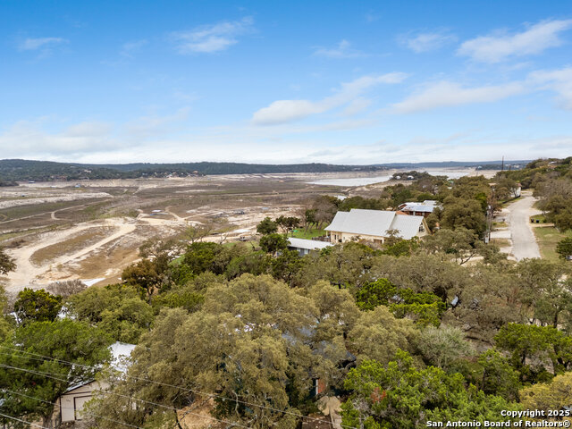 Image 41 of 50 For 143 Park