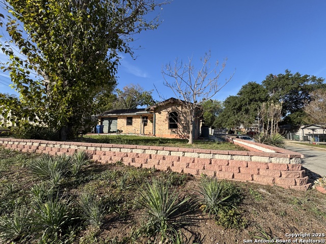 Image 3 of 13 For 1639 Fair Ave