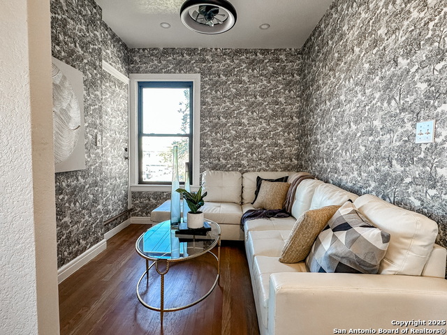 Image 36 of 60 For 102 Luther