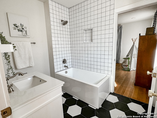 Image 41 of 60 For 102 Luther