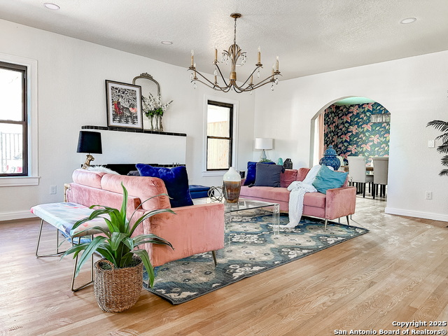 Image 7 of 60 For 102 Luther