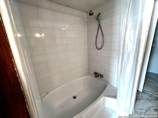 Image 14 of 24 For 222 B Street