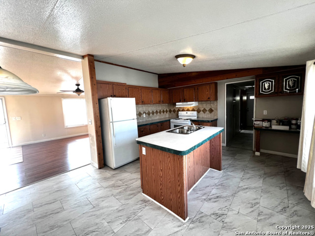 Image 8 of 24 For 222 B Street