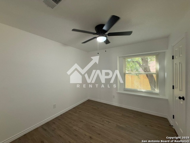 Image 13 of 15 For 6406 Gray Rdg