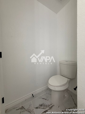 Image 7 of 15 For 6406 Gray Rdg