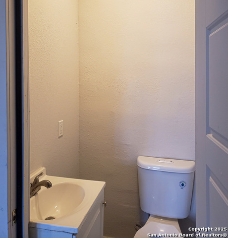 Listing photo id 20 for 1211 Gladstone