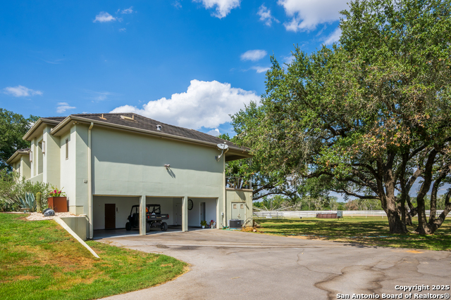 Listing photo id 22 for 2310 State Highway 97