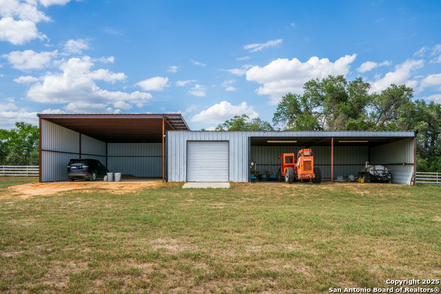 Listing photo id 30 for 2310 State Highway 97