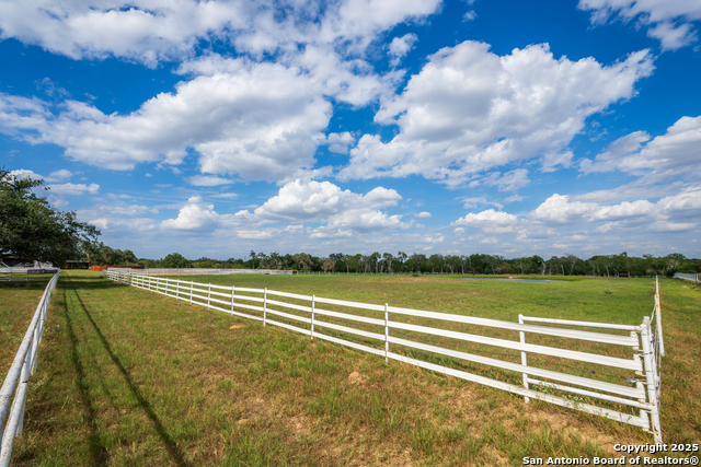 Listing photo id 39 for 2310 State Highway 97