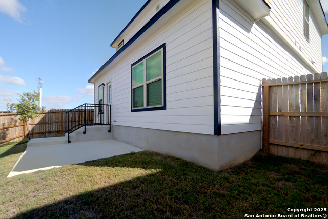 Image 12 of 18 For 2091 Olivia