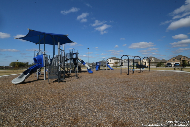 Image 14 of 18 For 2091 Olivia