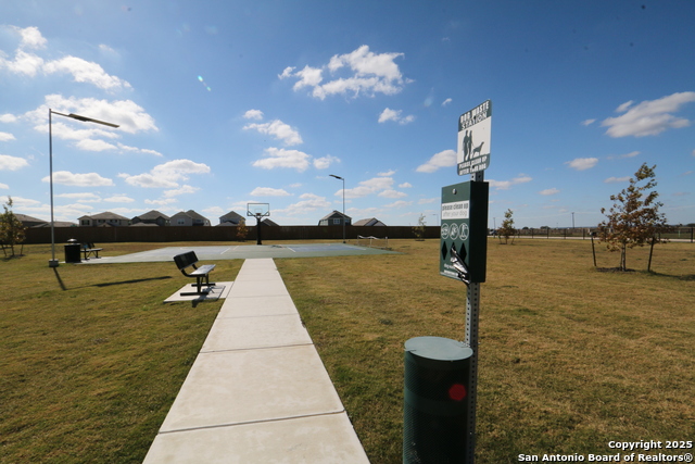 Image 15 of 18 For 2091 Olivia