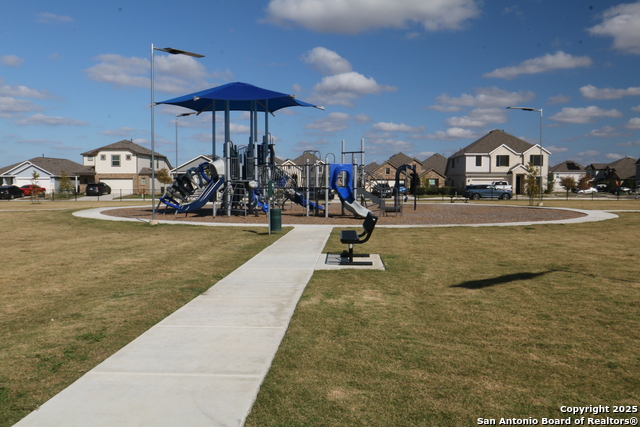 Image 17 of 18 For 2091 Olivia