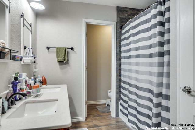 Image 15 of 29 For 425 River Mountain