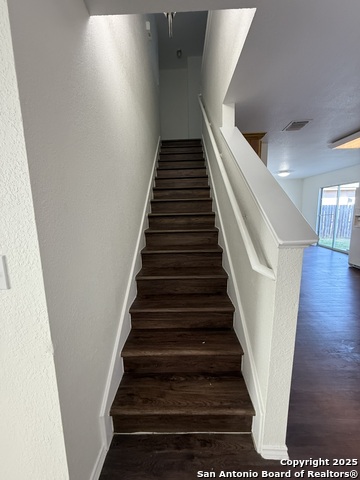 Image 11 of 28 For 7712 Copper Hollow