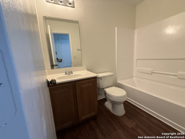 Image 19 of 28 For 7712 Copper Hollow