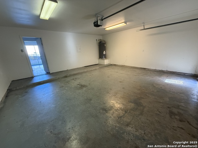 Image 23 of 28 For 7712 Copper Hollow