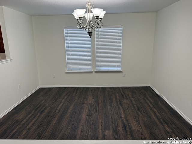 Image 5 of 28 For 7712 Copper Hollow