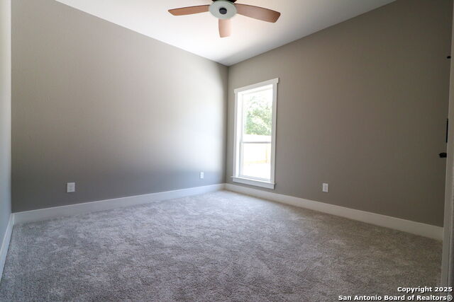 Image 21 of 45 For 112 Archer Ridge Dr