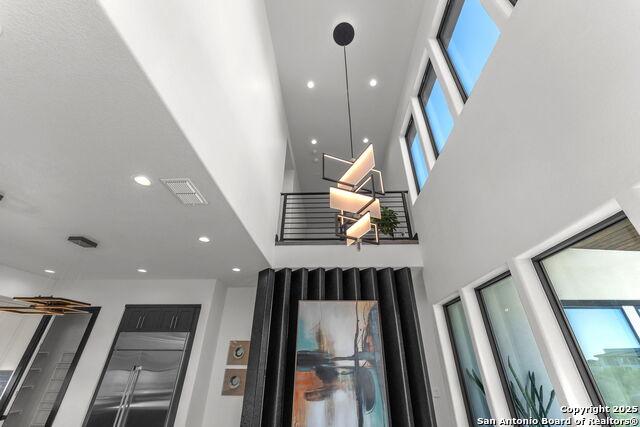 Listing photo id 54 for 1347 Bordeaux Lane