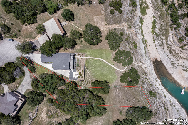 Image 3 of 7 For 331 Village View Dr